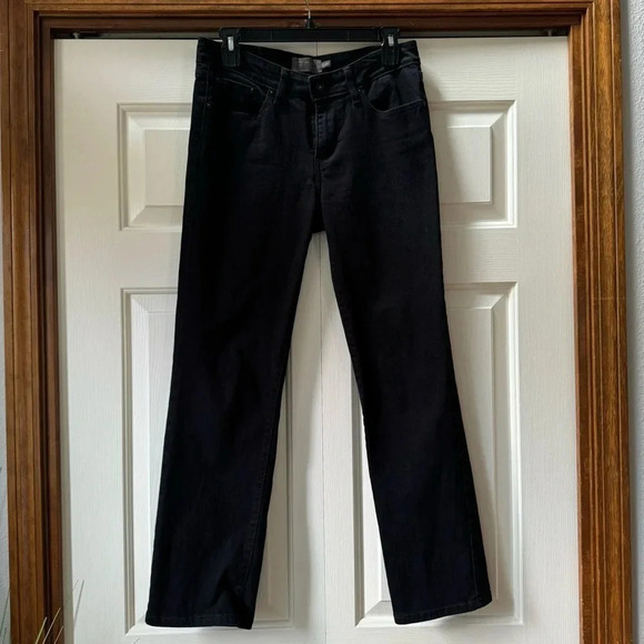 Levi’s San Francisco Demi Curve Classic Straight Leg Indigo Black Denim Jeans 28 - Picture 1 of 15